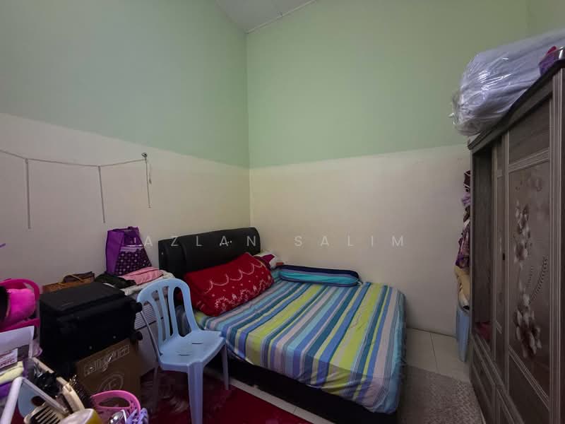 1-storey Terraced House for Sale in Bandar Sri Sendayan (Negeri Sembilan) - Azlan Salim - PropertyGuru.com.my