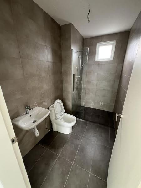 Condominium for Sale at d'Brightton - Aw Qi Fan - Bathroom - PropertyGuru.com.my