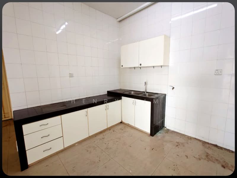 Kondominium untuk Disewa di Platinum Hill PV 8 - Henry Lim - Kitchen - PropertyGuru.com.my