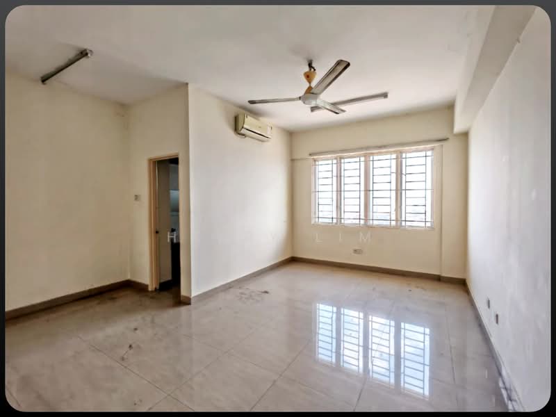 Kondominium untuk Disewa di Platinum Hill PV 8 - Henry Lim - Living Room - PropertyGuru.com.my