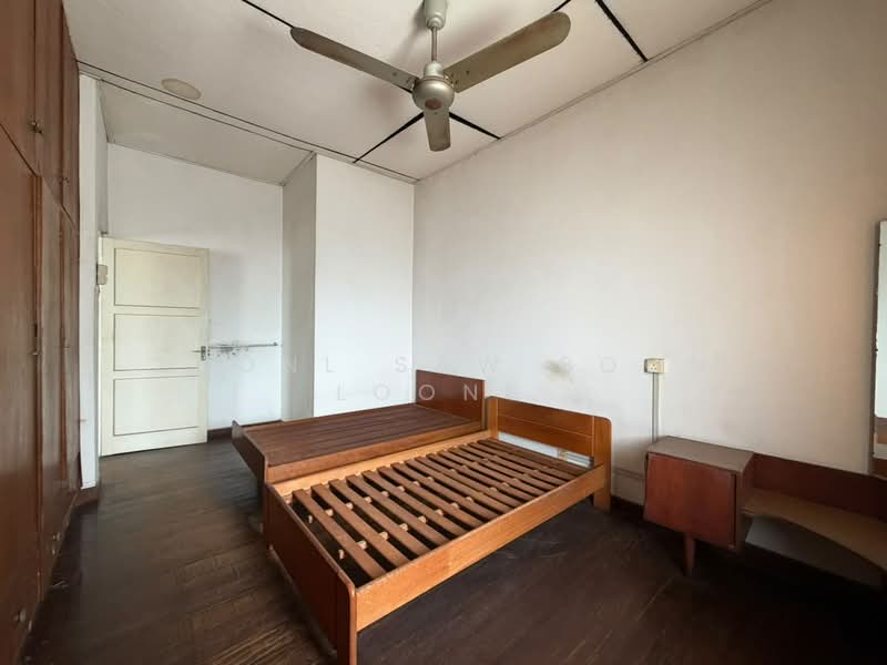 Semi-Detached House for Sale in Island Park (Jelutong) - Zhonl Saw Boon Loong - Bedroom - PropertyGuru.com.my