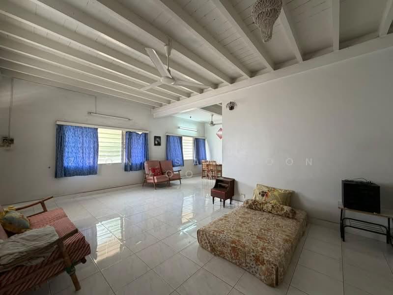 Semi-Detached House for Sale in Island Park (Jelutong) - Zhonl Saw Boon Loong - Living Room - PropertyGuru.com.my