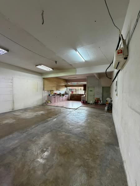 Kedai untuk Disewa di Taman Desa Cemerlang (Ulu Tiram) - Aries Lam - PropertyGuru.com.my