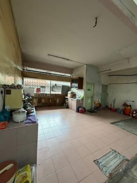 Kedai untuk Disewa di Taman Desa Cemerlang (Ulu Tiram) - Aries Lam - PropertyGuru.com.my