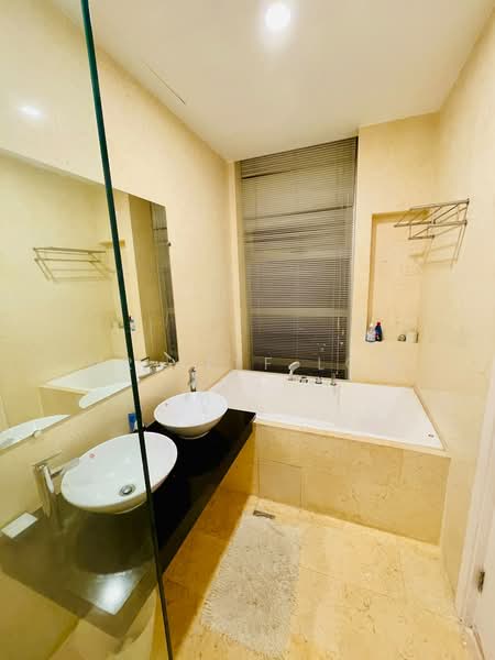 Kondominium untuk Dijual di Idaman Residence - Mr Jeff Low - Bathroom - PropertyGuru.com.my