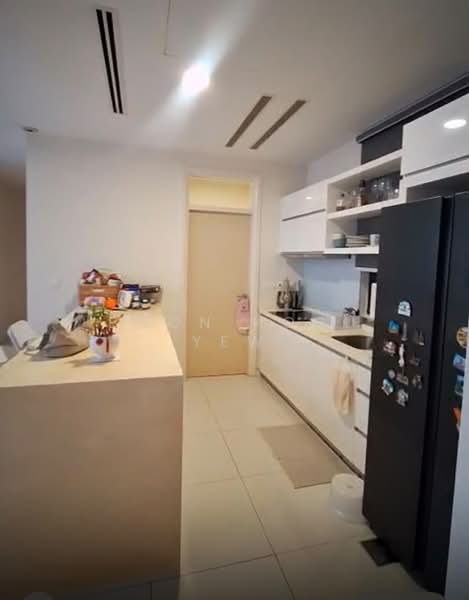 Service Residence for Sale at Icon Residenz 1 @ Icon City - Boon Hooi Yew - Kitchen - PropertyGuru.com.my