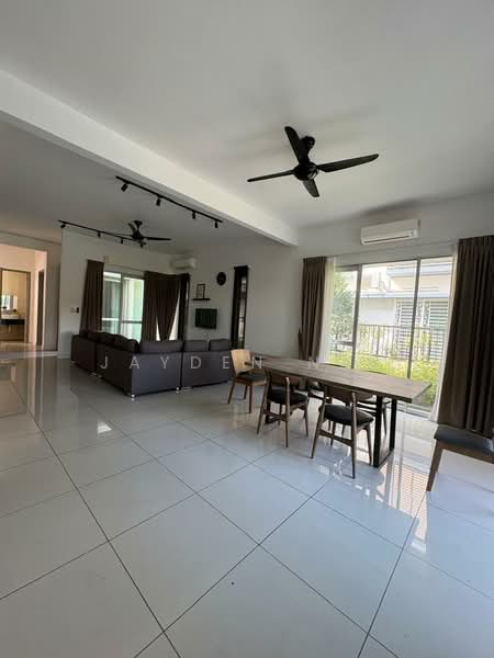 Rumah Berkembar untuk Dijual di Taman Nusa Idaman (Iskandar Puteri (Nusajaya)) - Jayden Neo - Living Room - PropertyGuru.com.my