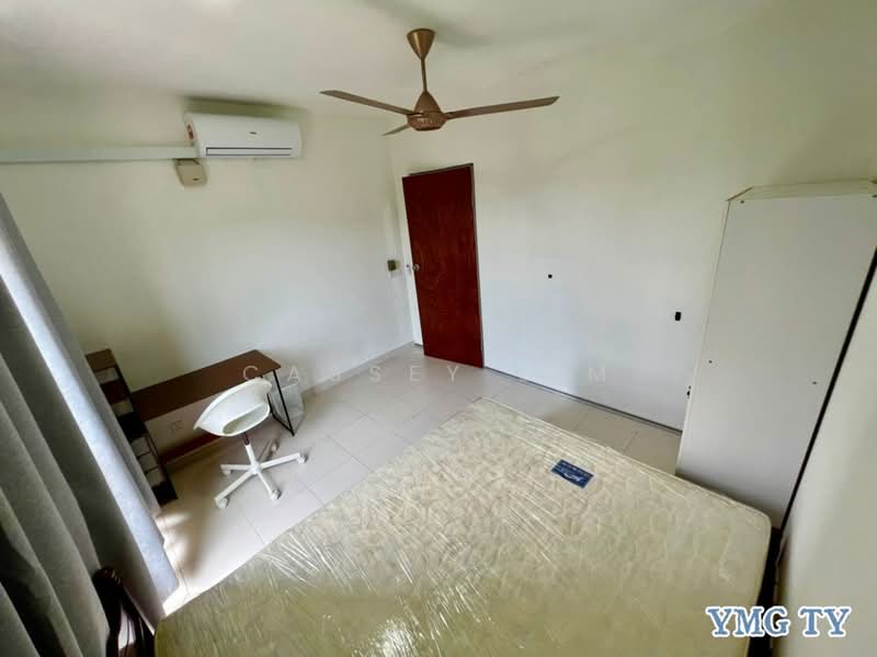 Apartment for Sale at Pangsapuri Seri Mutiara - Cassey Lim - Bedroom - PropertyGuru.com.my