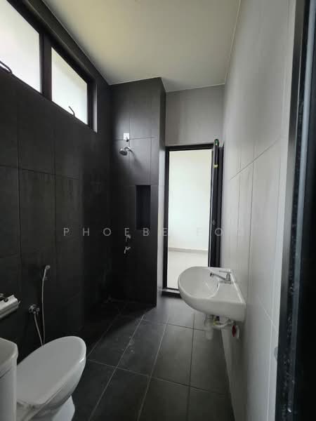 Rumah Teres 2 Tingkat untuk Dijual di Setia Eco Cascadia (Tebrau) - Phoebe Foo - Bathroom - PropertyGuru.com.my