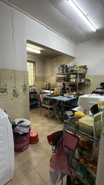 2-storey Terraced House for Sale in Kota Kemuning (Shah Alam) - Ken Ling Kok - Kitchen - PropertyGuru.com.my