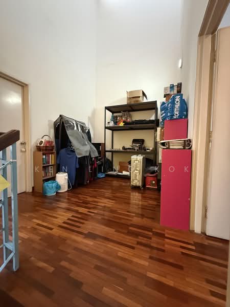 2-storey Terraced House for Sale in Kota Kemuning (Shah Alam) - Ken Ling Kok - Corridor - PropertyGuru.com.my