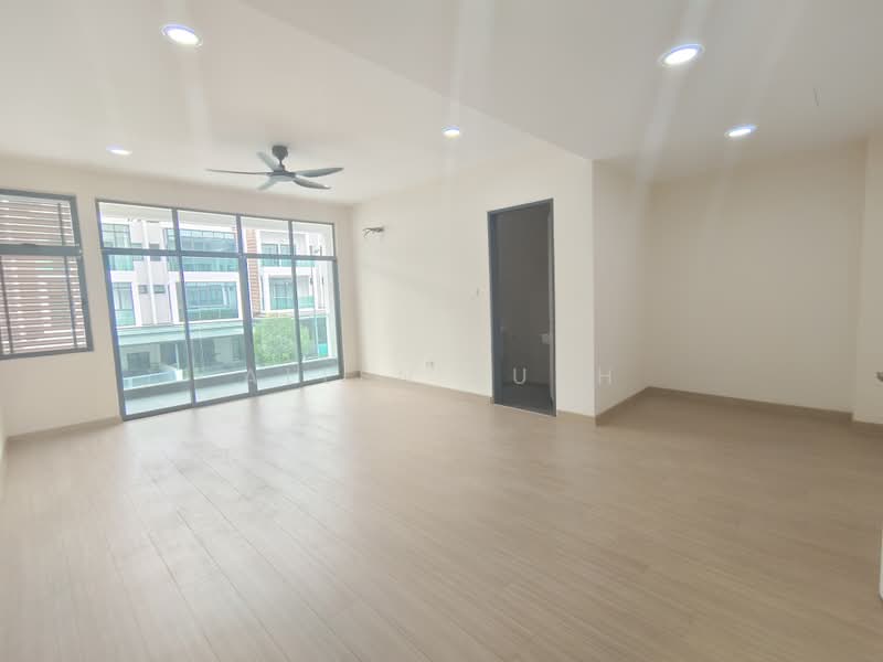 1-storey Terraced House for Sale in Balakong (Selangor) - Allen Puah - Living Room - PropertyGuru.com.my