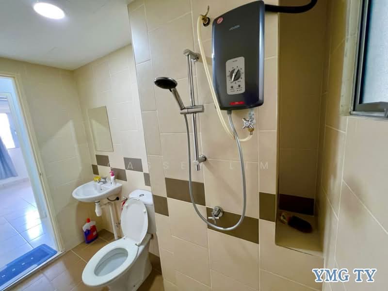 Apartment for Rent at Pangsapuri Seri Mutiara - Cassey Lim - Bathroom - PropertyGuru.com.my