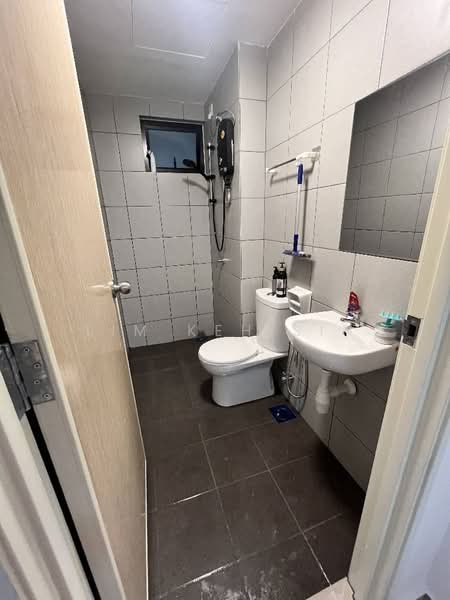 Kondominium untuk Disewa di TreeO - Lim Keh Sin - Bathroom - PropertyGuru.com.my