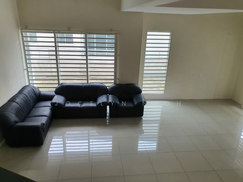Semi-Detached House for Sale in Bandar Tasek Mutiara (Simpang Ampat) - Jocelyn Neoh - Living Room - PropertyGuru.com.my
