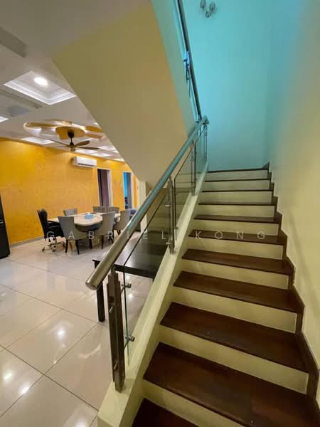 Condominium for Sale at 8 Petaling - Gabriel Kong - Dining Room - PropertyGuru.com.my