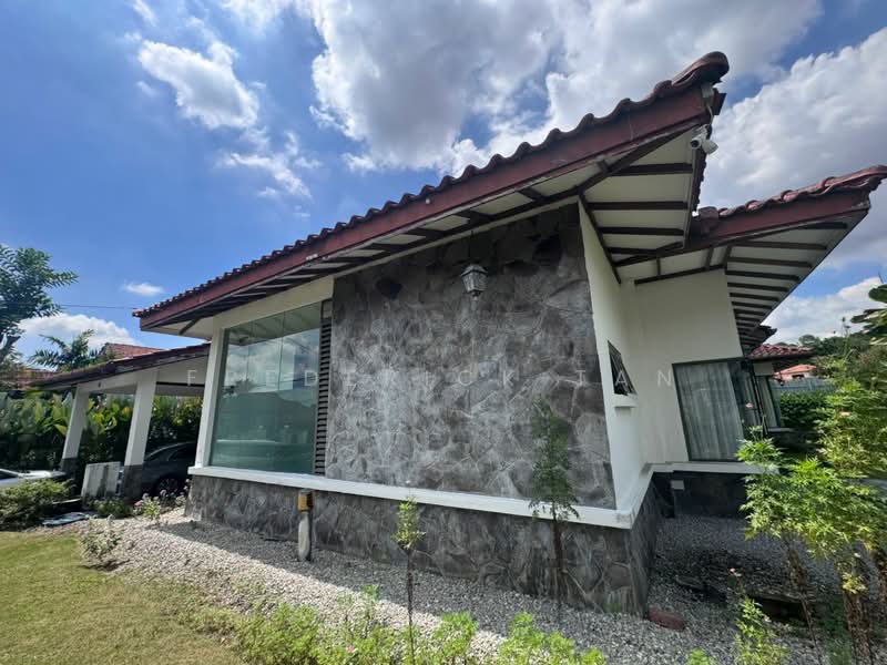 Rumah Banglo untuk Dijual di Seksyen 5 (Petaling Jaya) - Frederick Tan - Exterior - PropertyGuru.com.my