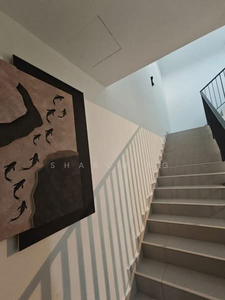Rumah Teres 2 Tingkat untuk Dijual di Taman Ponderosa (Johor Bahru) - Sharon Ng - Corridor - PropertyGuru.com.my
