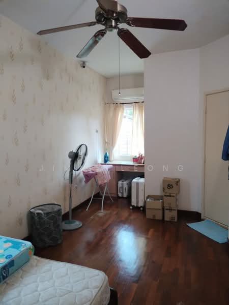 Semi-Detached House for Sale in Taman Bukit Segar (Cheras) - Jimmy Leong - Bedroom - PropertyGuru.com.my