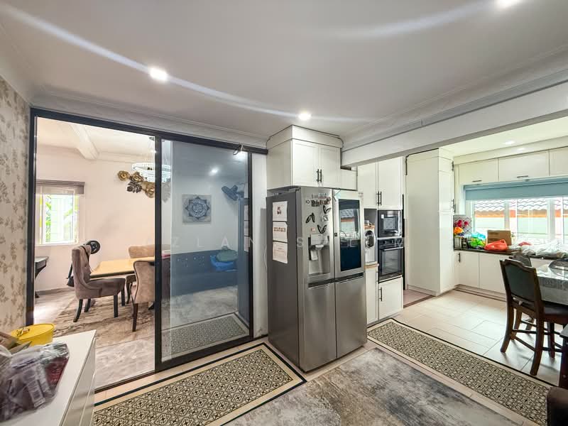 Bungalow for Sale in Taman Rasah Kemayan (Rasah) - Azlan Salim - PropertyGuru.com.my