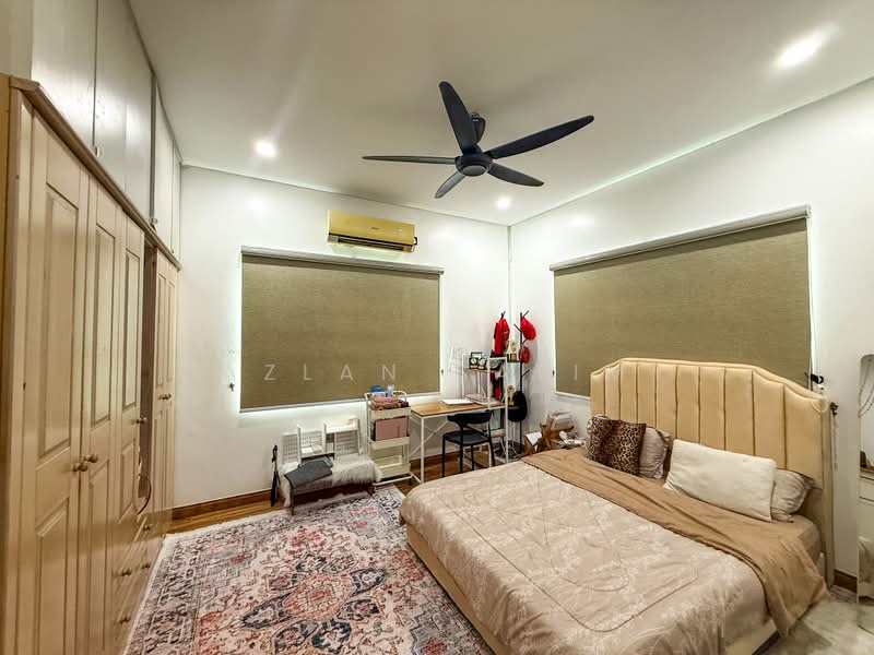 Bungalow for Sale in Taman Rasah Kemayan (Rasah) - Azlan Salim - PropertyGuru.com.my