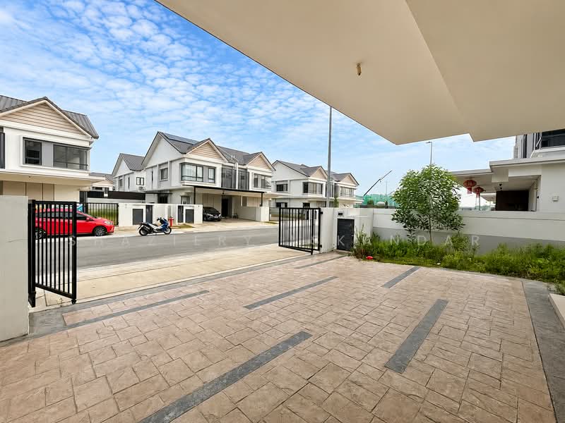 Semi-Detached House for Sale in Cyber 10 (Cyberjaya) - Shaziery Iskandar - Exterior - PropertyGuru.com.my