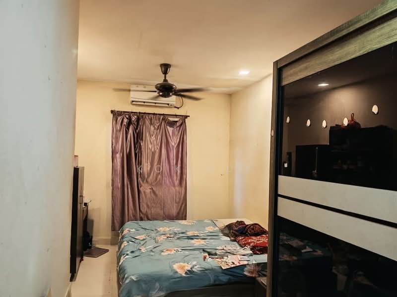 2-storey Terraced House for Sale in Taman Desa Jaya (Johor Bahru) - Kok Hui - Bedroom - PropertyGuru.com.my