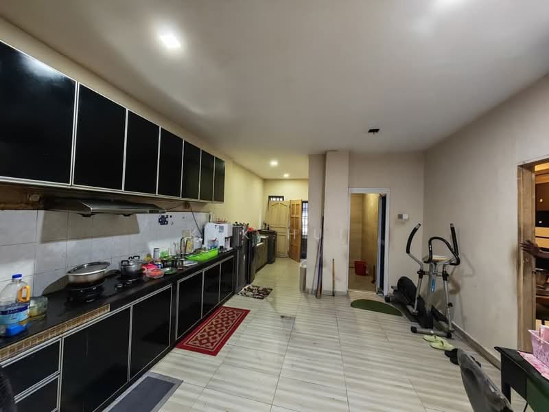 2-storey Terraced House for Sale in Taman Desa Jaya (Johor Bahru) - Kok Hui - Kitchen - PropertyGuru.com.my