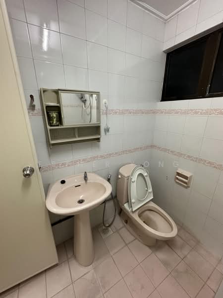 Condominium for Rent at Desa Villa Condominium - Esther Yong - Bathroom - PropertyGuru.com.my