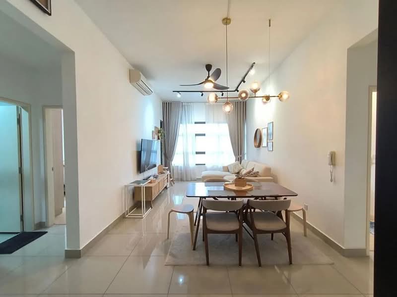 Kondominium untuk Dijual di Lakeville Residence - JK Leong - Living Room - PropertyGuru.com.my