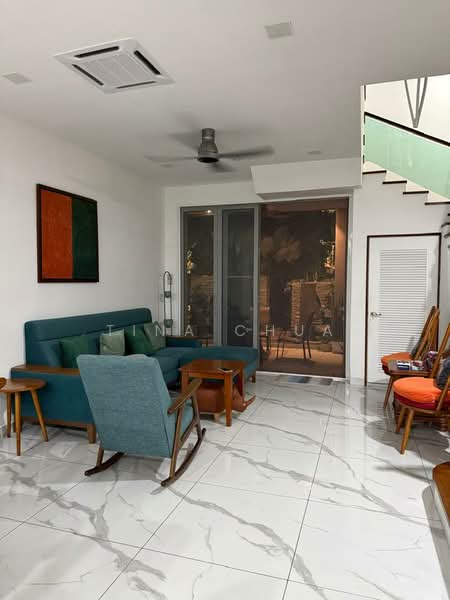Bungalow House for Sale in Jalan Klang Lama (Old Klang Road) (Kuala Lumpur) - Tina Chua - Living Room - PropertyGuru.com.my