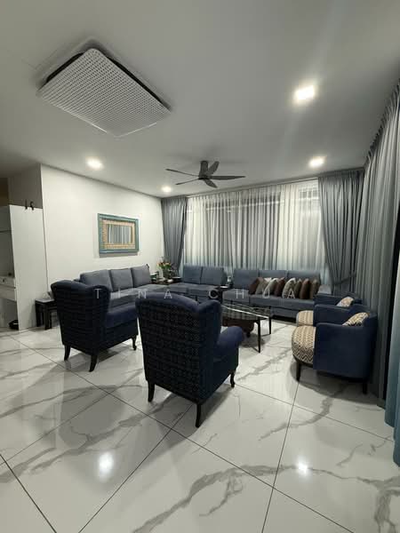 Bungalow House for Sale in Jalan Klang Lama (Old Klang Road) (Kuala Lumpur) - Tina Chua - Living Room - PropertyGuru.com.my