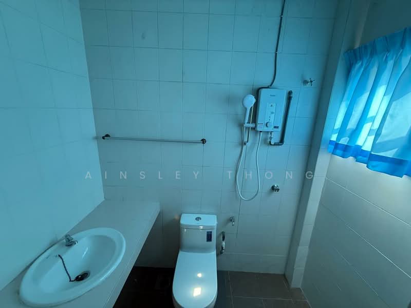 Rumah Teres 3 Tingkat untuk Disewa di Ipoh (Perak) - Ainsley Thong - Bathroom - PropertyGuru.com.my