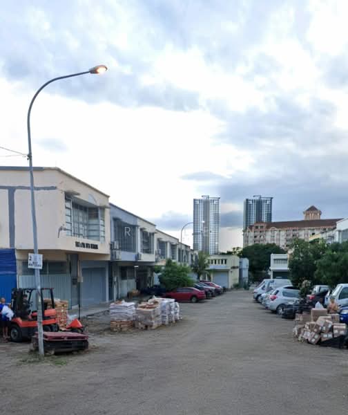 Factory for Rent in Taman Industri Pusat Bandar Puchong (Puchong) - Flory Leong - Exterior - PropertyGuru.com.my