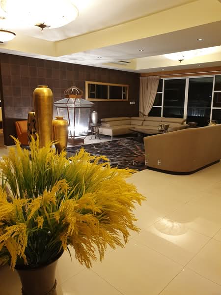Condominium for Rent at Mont Kiara Meridin - Chris Tee - Living Room - PropertyGuru.com.my