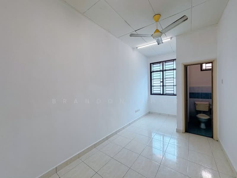 Rumah Teres 2 Tingkat untuk Dijual di Taman Bestari Indah (Ulu Tiram) - Brandon Khor - PropertyGuru.com.my