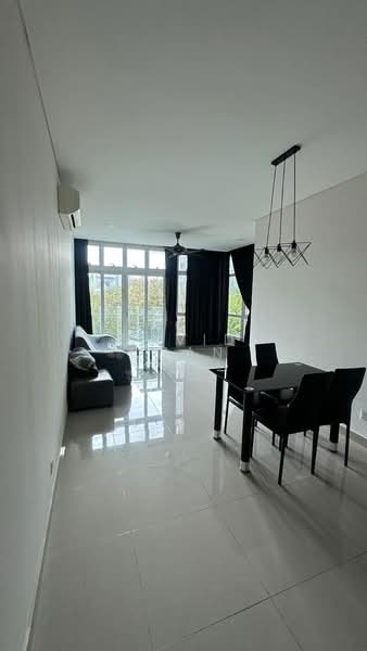 Kondominium untuk Dijual di One Medini - David Chan - Living Room - PropertyGuru.com.my