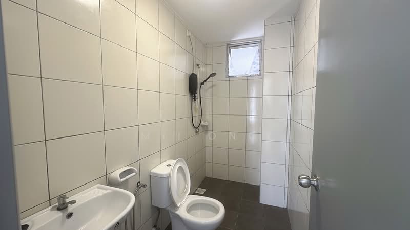 Condominium for Rent at Sri Melaka Residensi - Mii Ong - Bathroom - PropertyGuru.com.my