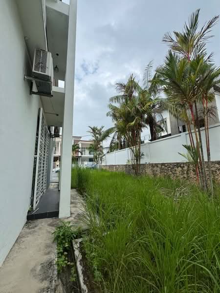 Semi-Detached House for Sale in Bemban (Melaka) - BL Bong - PropertyGuru.com.my