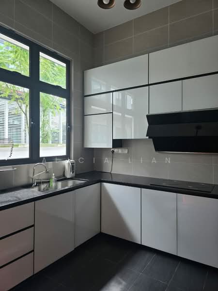 2-storey Terraced House for Rent in Taman Eko Botanic (Gelang Patah) - Alicia Lian - Kitchen - PropertyGuru.com.my