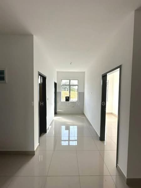 2-storey Terraced House for Sale in Bandar Dato Onn (Tebrau) - Sharon Ng - Corridor - PropertyGuru.com.my