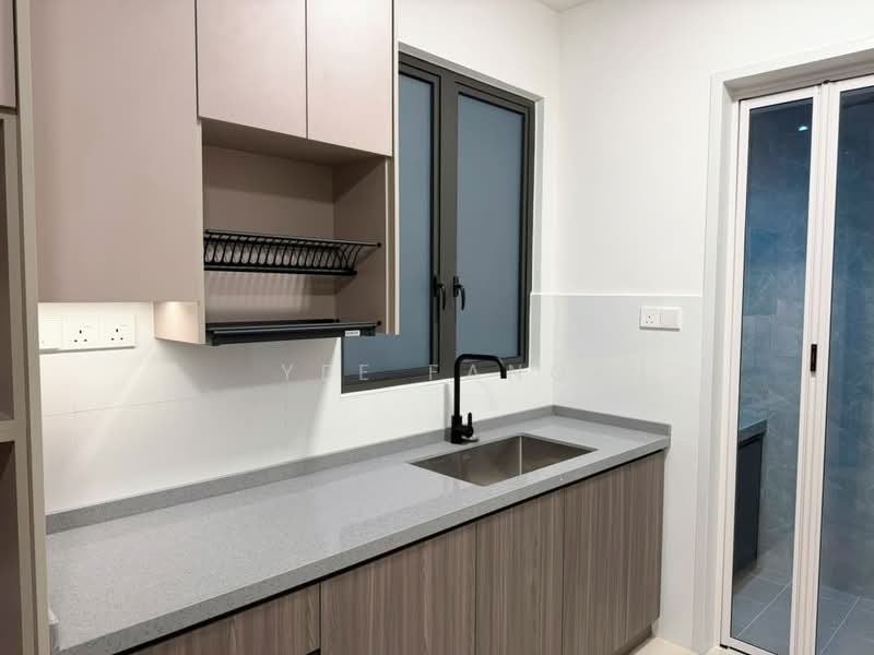 Kondominium untuk Disewa di Trinity Wellnessa - Yee Fang - Kitchen - PropertyGuru.com.my