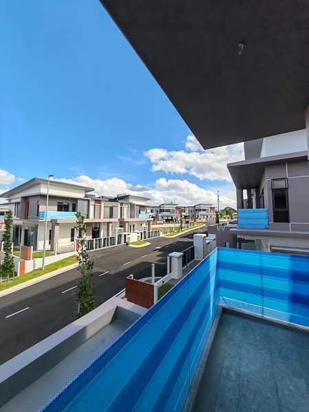 Semi-Detached House for Sale in Bandar Uda Utama (Johor Bahru) - Junz Liew - PropertyGuru.com.my