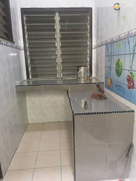 Rumah Teres 2 Tingkat untuk Dijual di Bandar Bukit Tinggi (Klang) - Lim Jeon - Kitchen - PropertyGuru.com.my