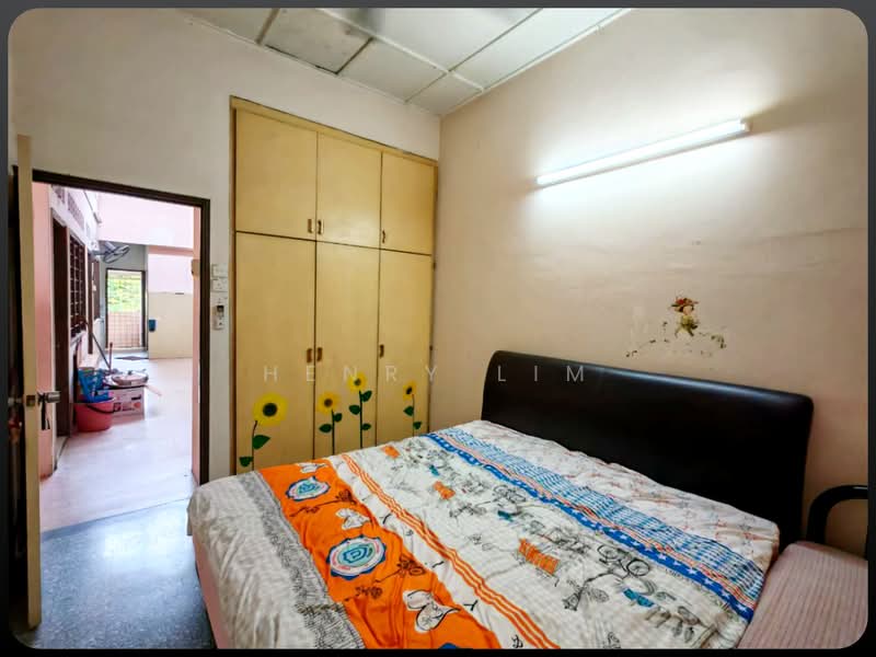 Rumah Teres 1 Tingkat untuk Dijual di Petaling Jaya (Selangor) - Henry Lim - Bedroom - PropertyGuru.com.my