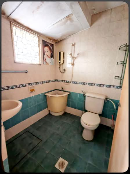 Rumah Teres 1 Tingkat untuk Dijual di Petaling Jaya (Selangor) - Henry Lim - Bathroom - PropertyGuru.com.my