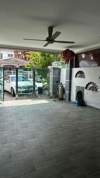 Rumah Teres 2 Tingkat untuk Dijual di Taman Desa Serdang (Seri Kembangan) - Zarema Kulbuzheva - Exterior - PropertyGuru.com.my