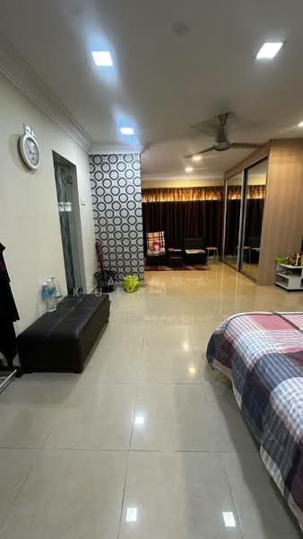 Rumah Teres 2 Tingkat untuk Dijual di Taman Desa Serdang (Seri Kembangan) - Zarema Kulbuzheva - Living Room - PropertyGuru.com.my
