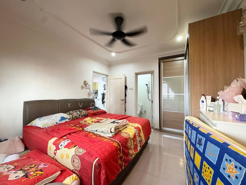 Pangsapuri untuk Dijual di Mon Bisca - Yvonne Lim - Bedroom - PropertyGuru.com.my