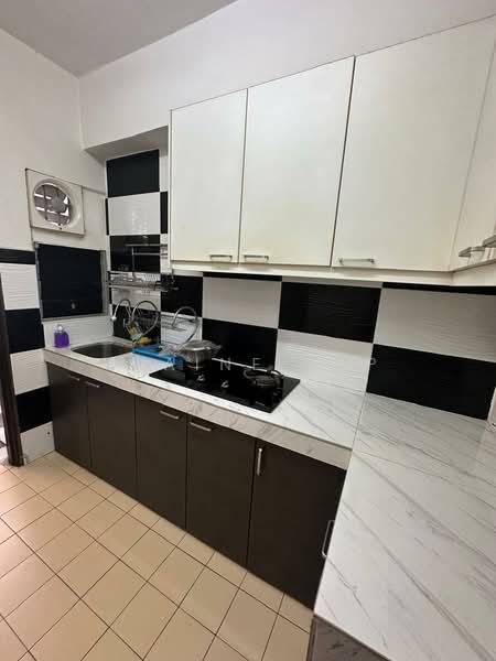 Pangsapuri untuk Dijual di Sutramas - Elaine Yap - Kitchen - PropertyGuru.com.my